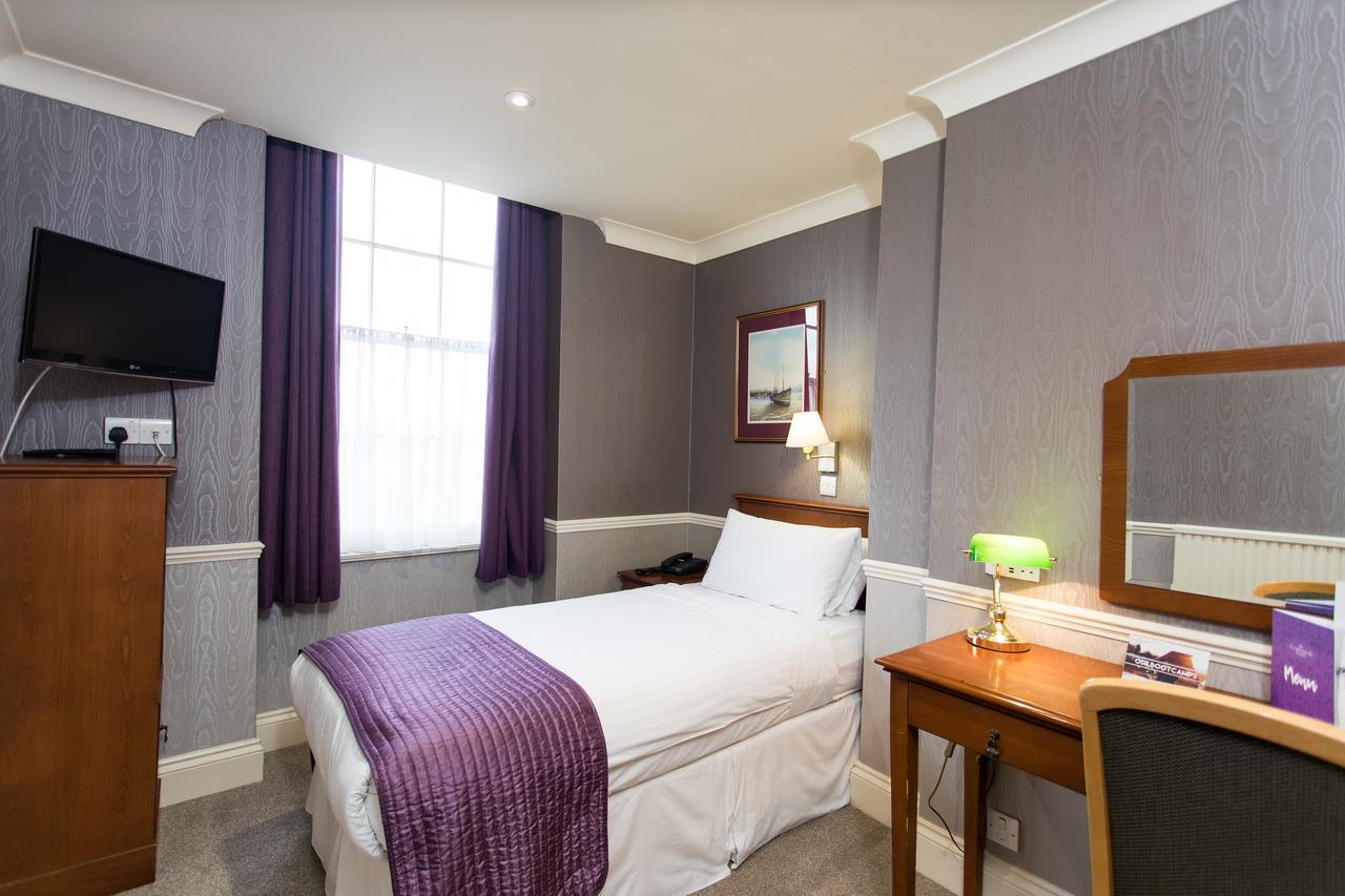 The Clarendon Hotel Blackheath Екстериор снимка